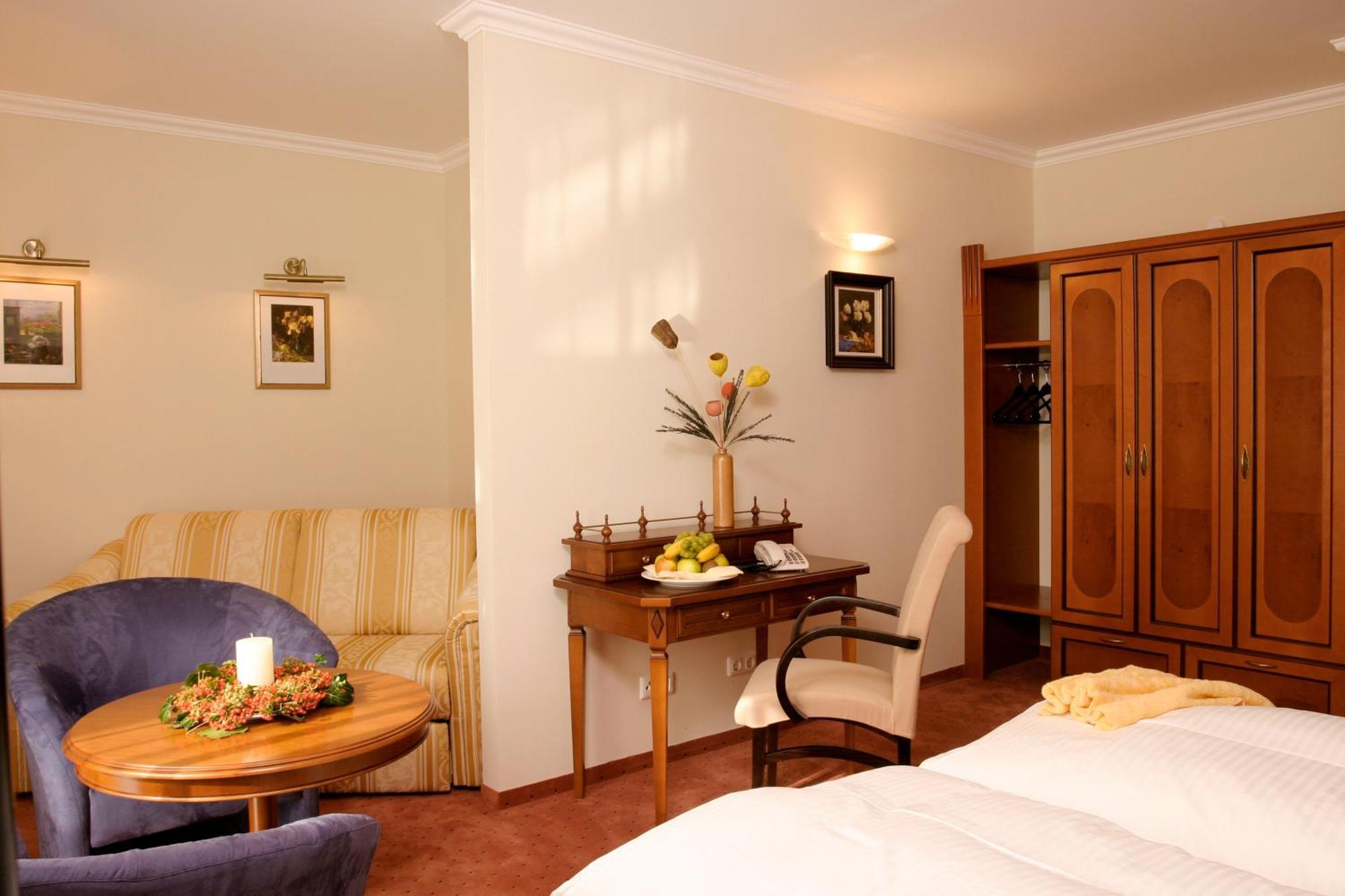 Hotel Florianerhof Markt Sankt Florian Bagian luar foto
